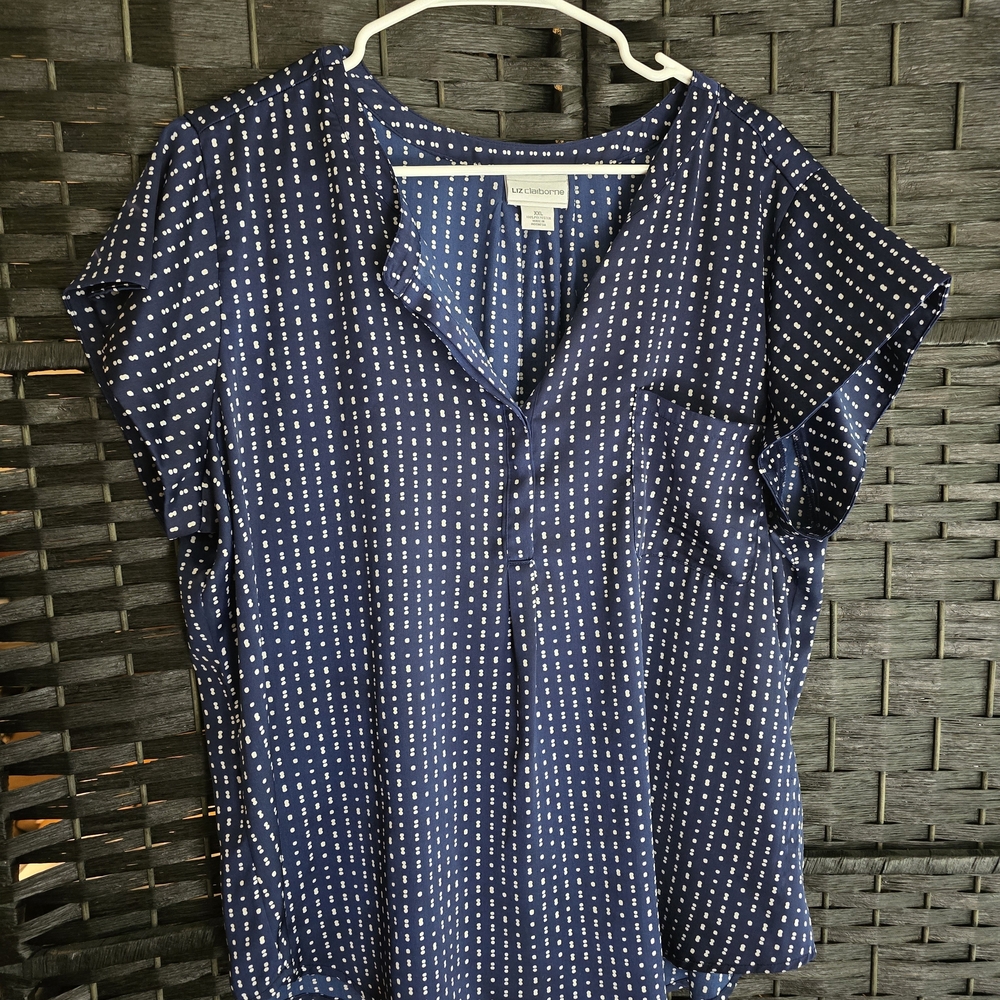 Liz Claiborne Navy and White Patterned Blouse